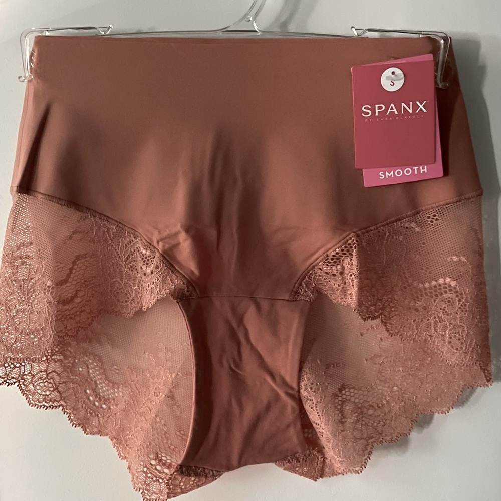 SPANX Lace hi-hipster in bronzed blush. Size SM